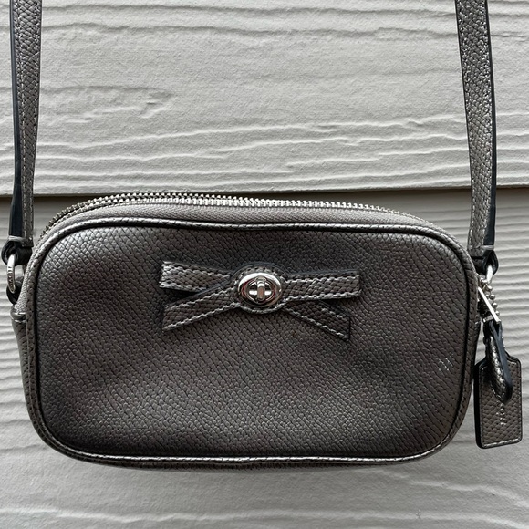 Coach Trunlock Cross-Body - Picture 1 of 12
